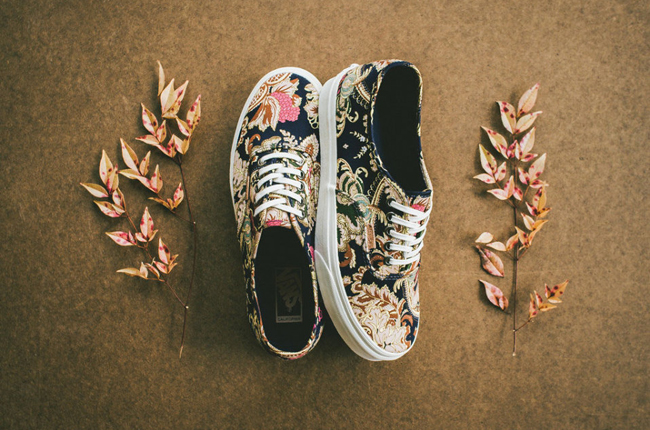 Vans 2024 royal paisley